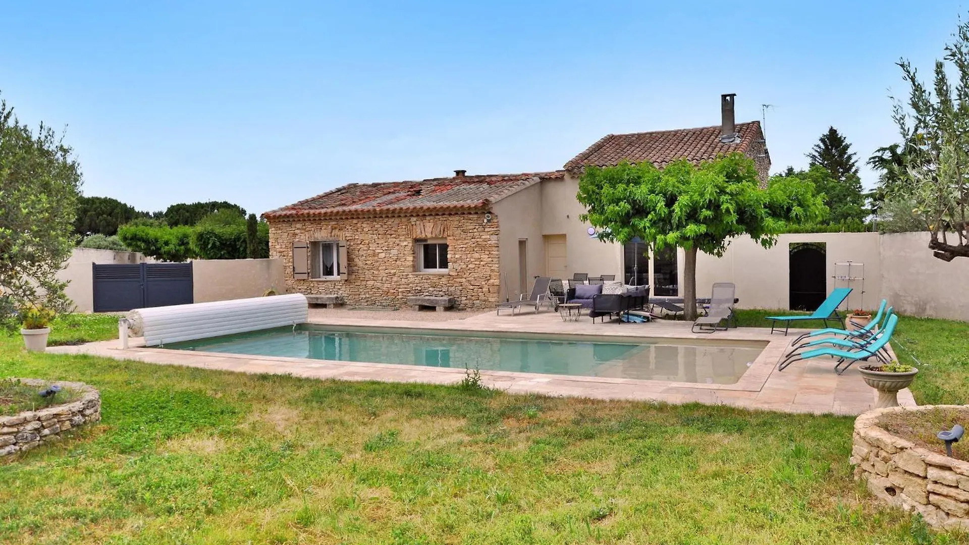 Le Gite Du Luberon Robion en Luberon France